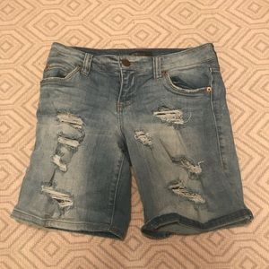 STS blue ripped boyfriend shorts size 1